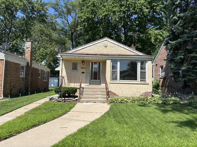 14436 S Michigan Avenue Property Photo 2