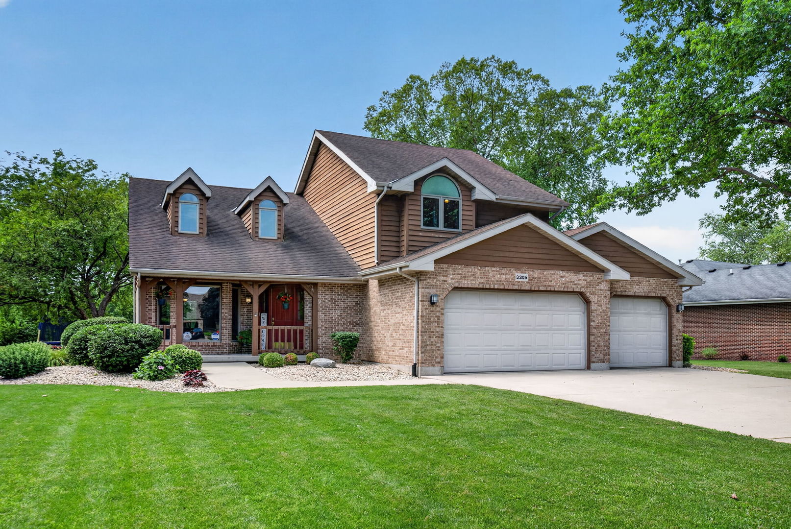 3305 W Nettle Creek Drive Property Photo 1