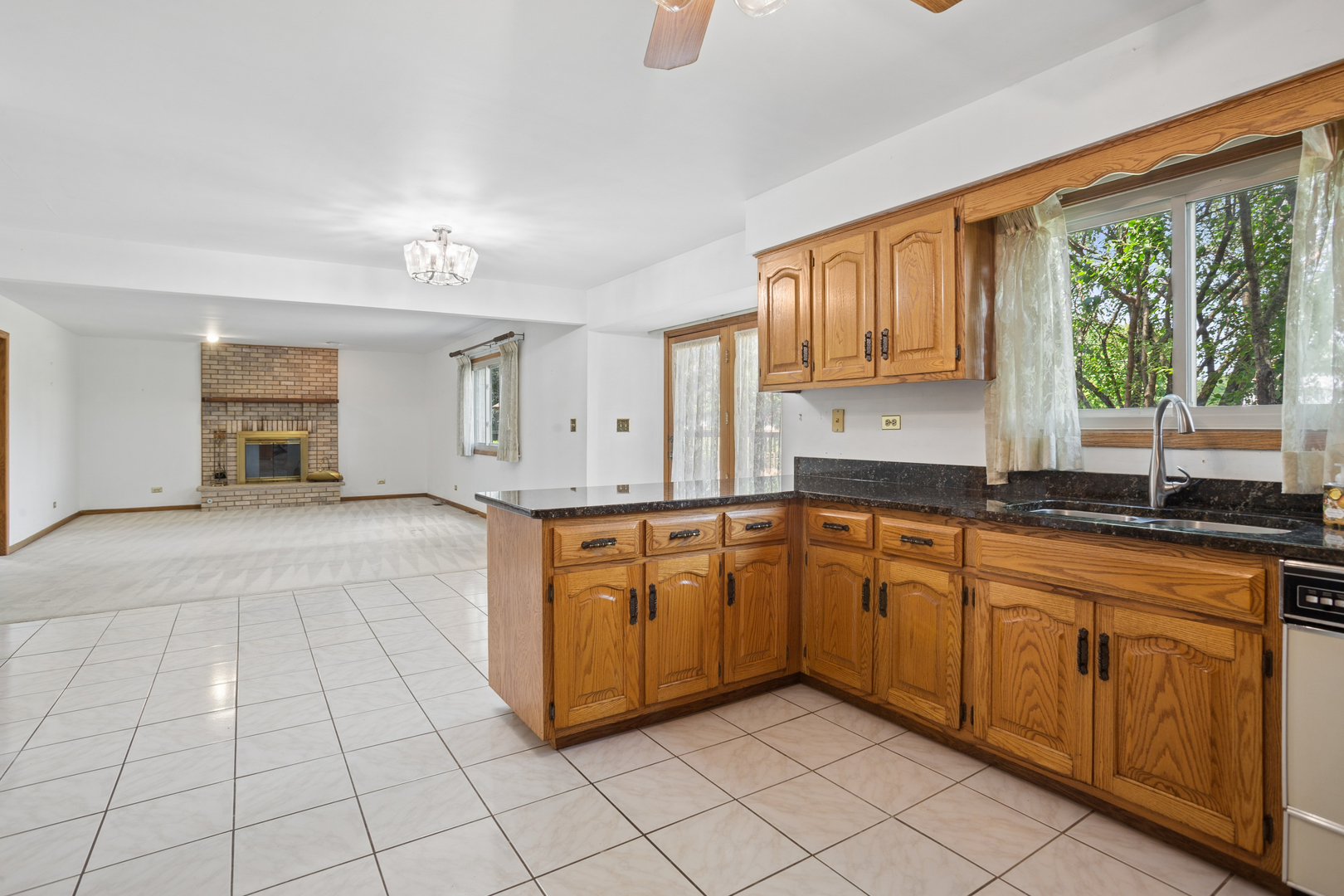 1280 N Aspen Way Property Photo 6
