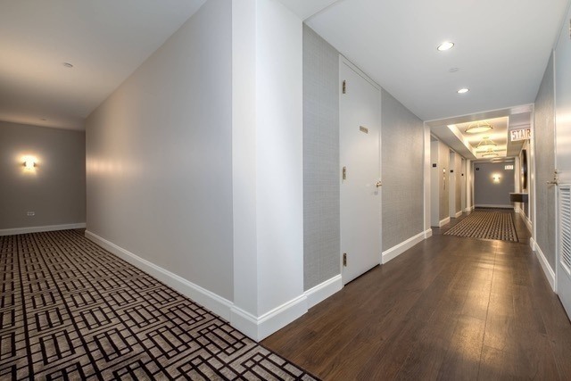 57 E Delaware Place 1104 Property Photo 15