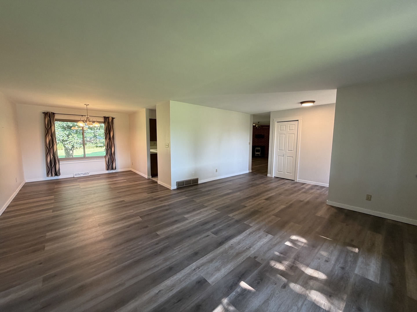 503 N State Street Property Photo 4