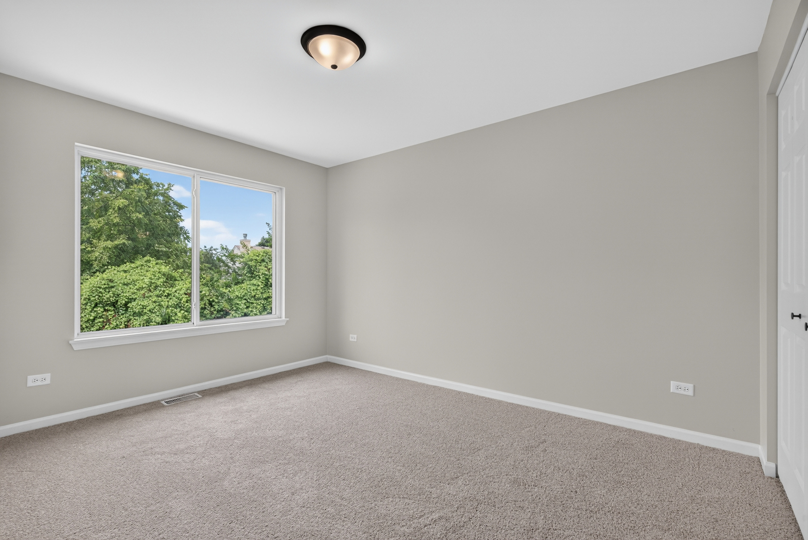 14822 Independence Court Property Photo 26