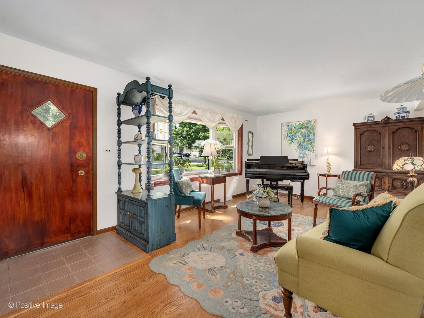 4733 S Pershing Avenue Property Photo 3
