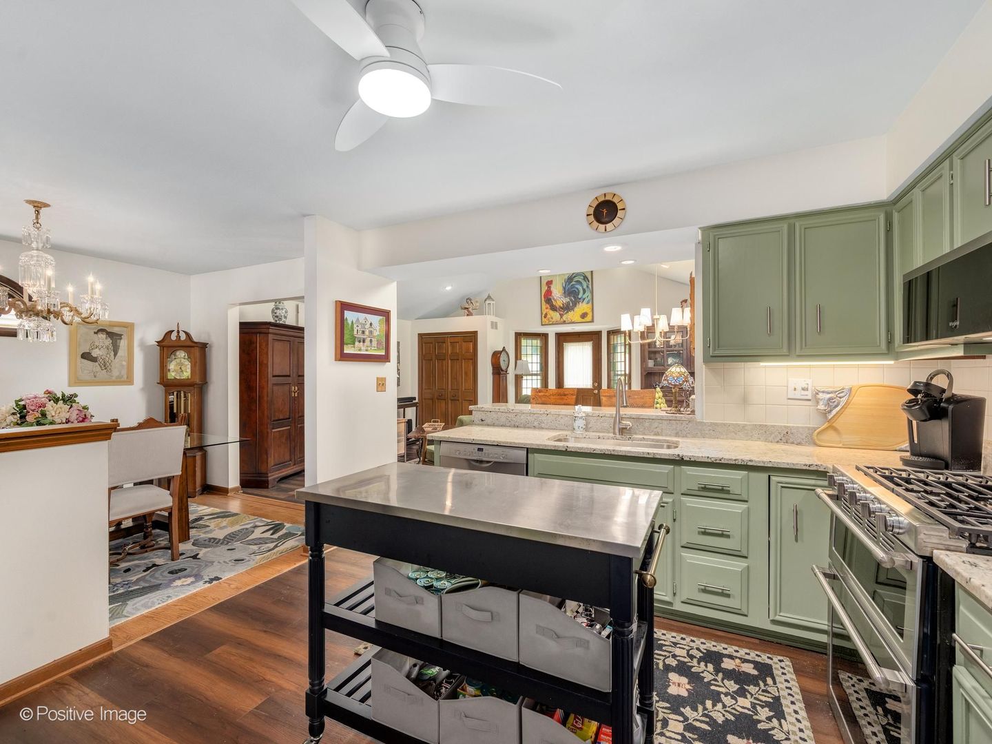 4733 S Pershing Avenue Property Photo 7