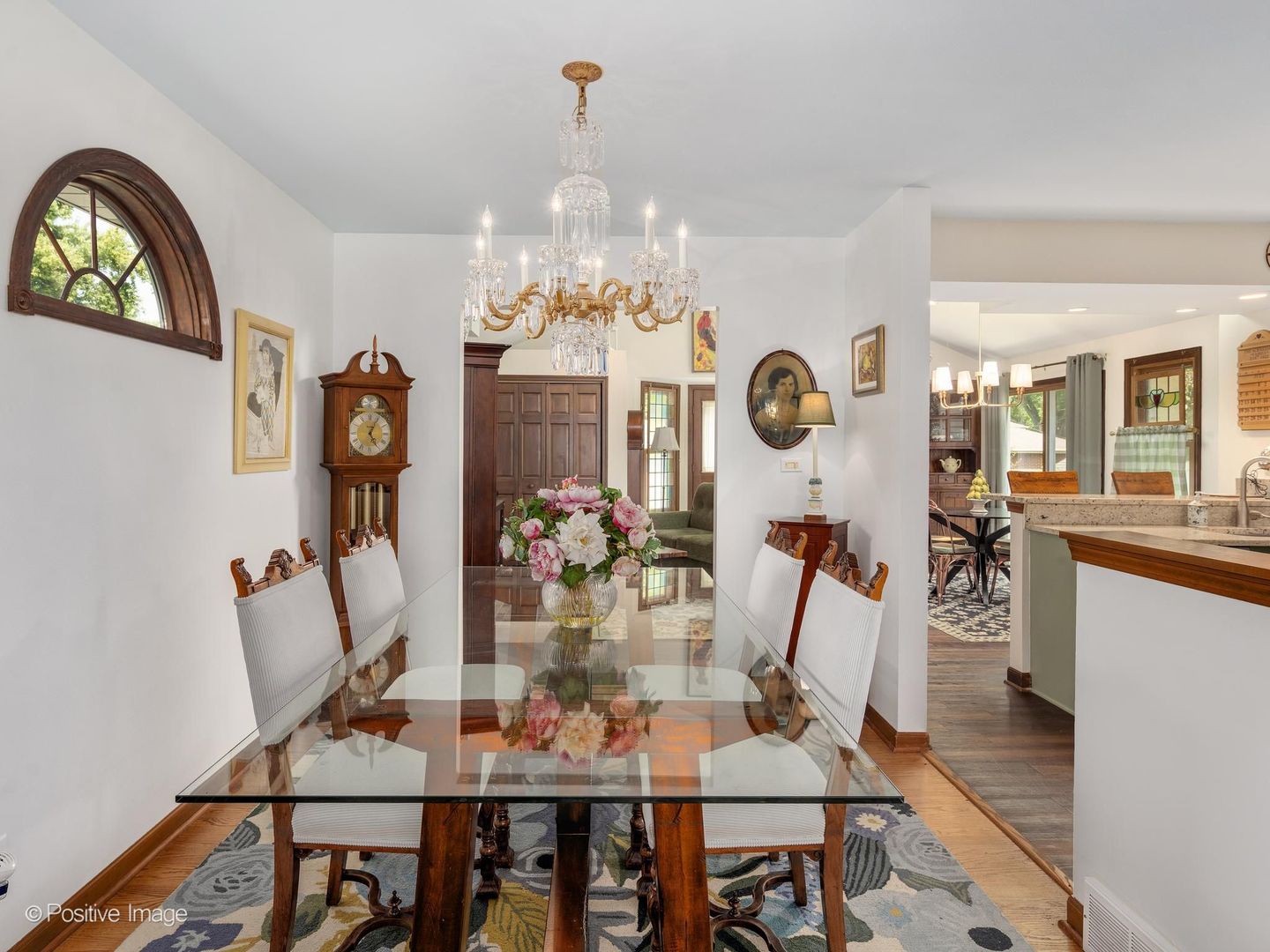 4733 S Pershing Avenue Property Photo 8