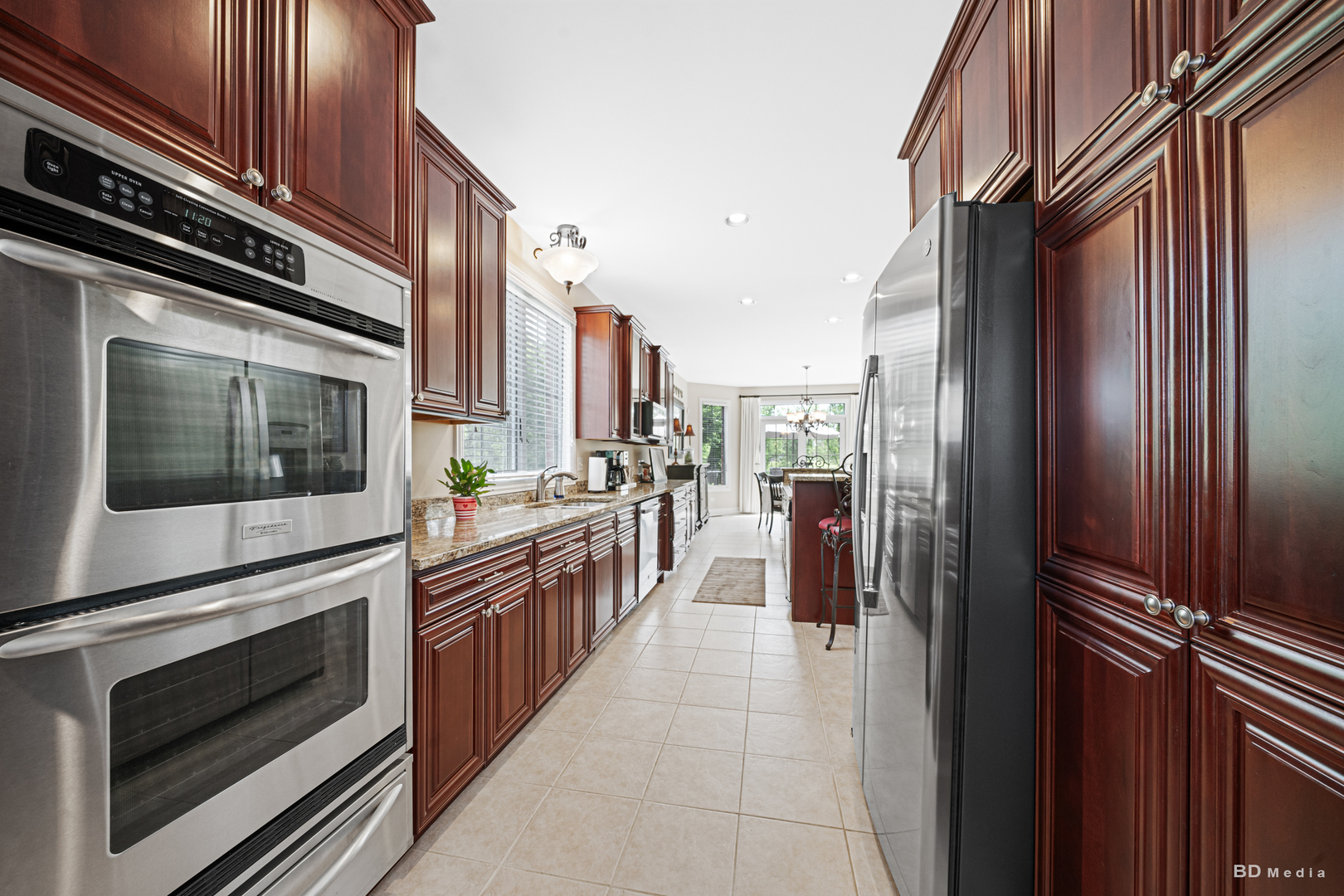 21359 Saddle Lane Property Photo 13