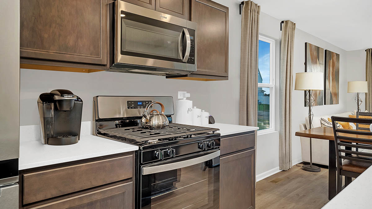 5 International Way Property Photo 5