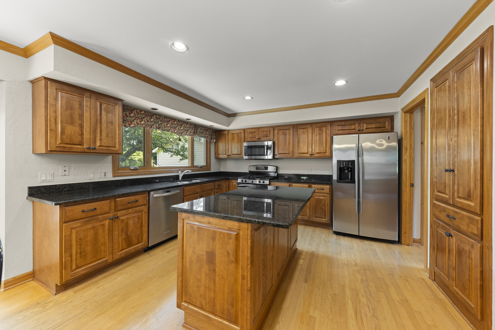 8s765 Singletree Lane Property Photo 8