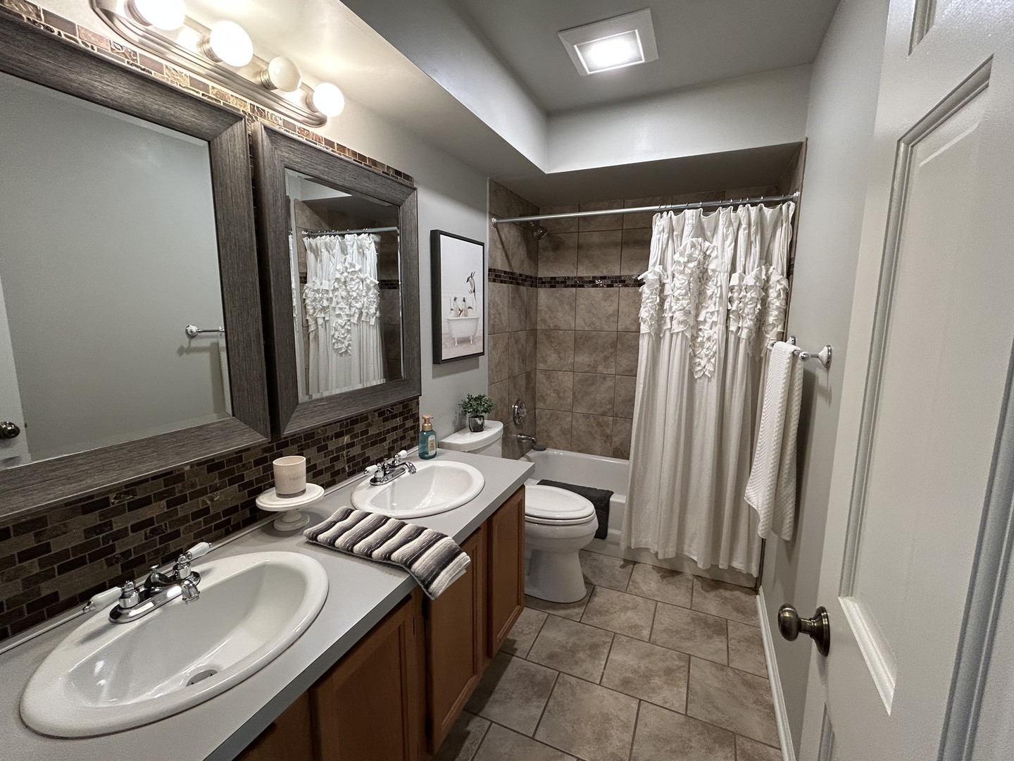 829 Kent Circle Property Photo 25