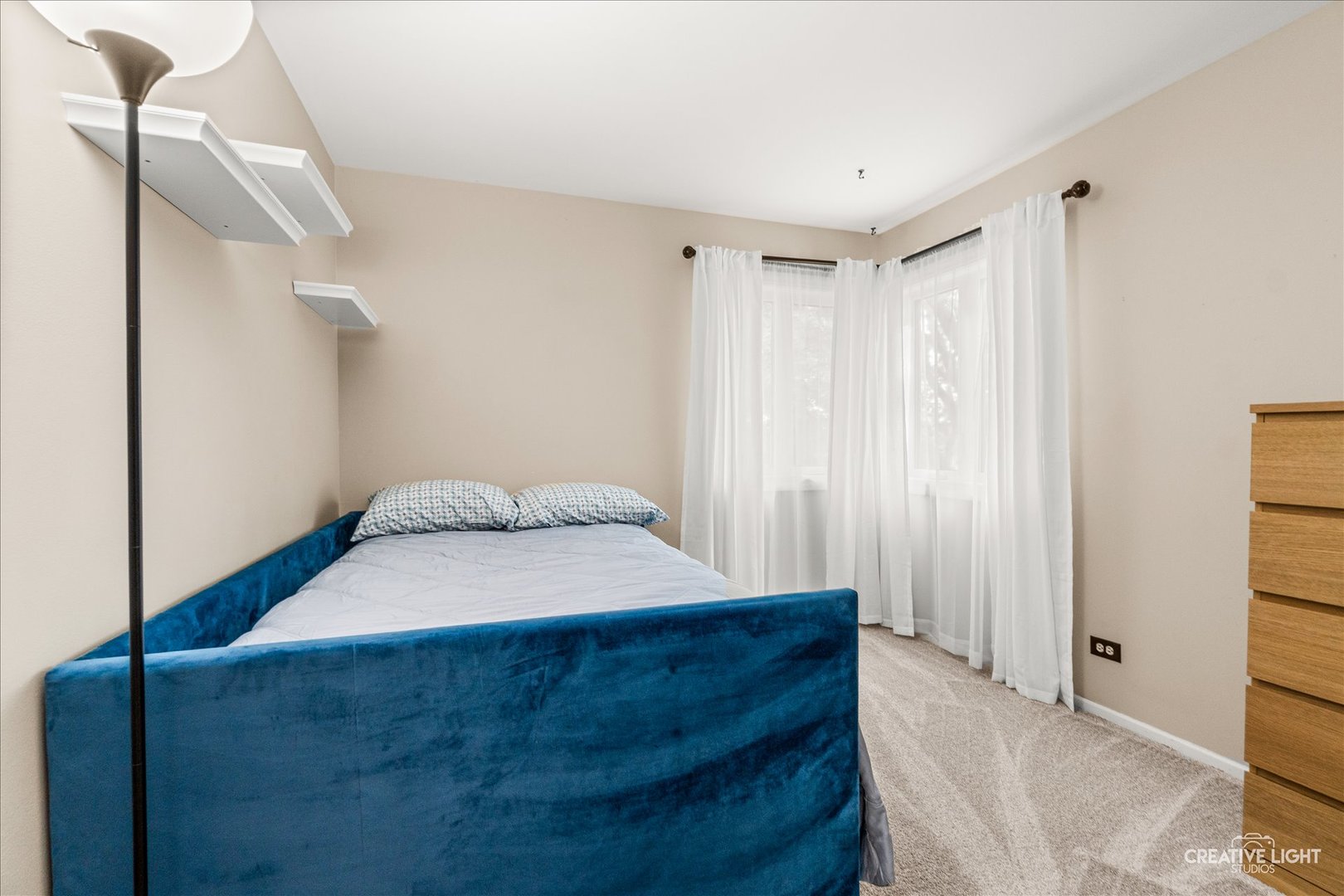 30w375 Pinehurst Drive Property Photo 15
