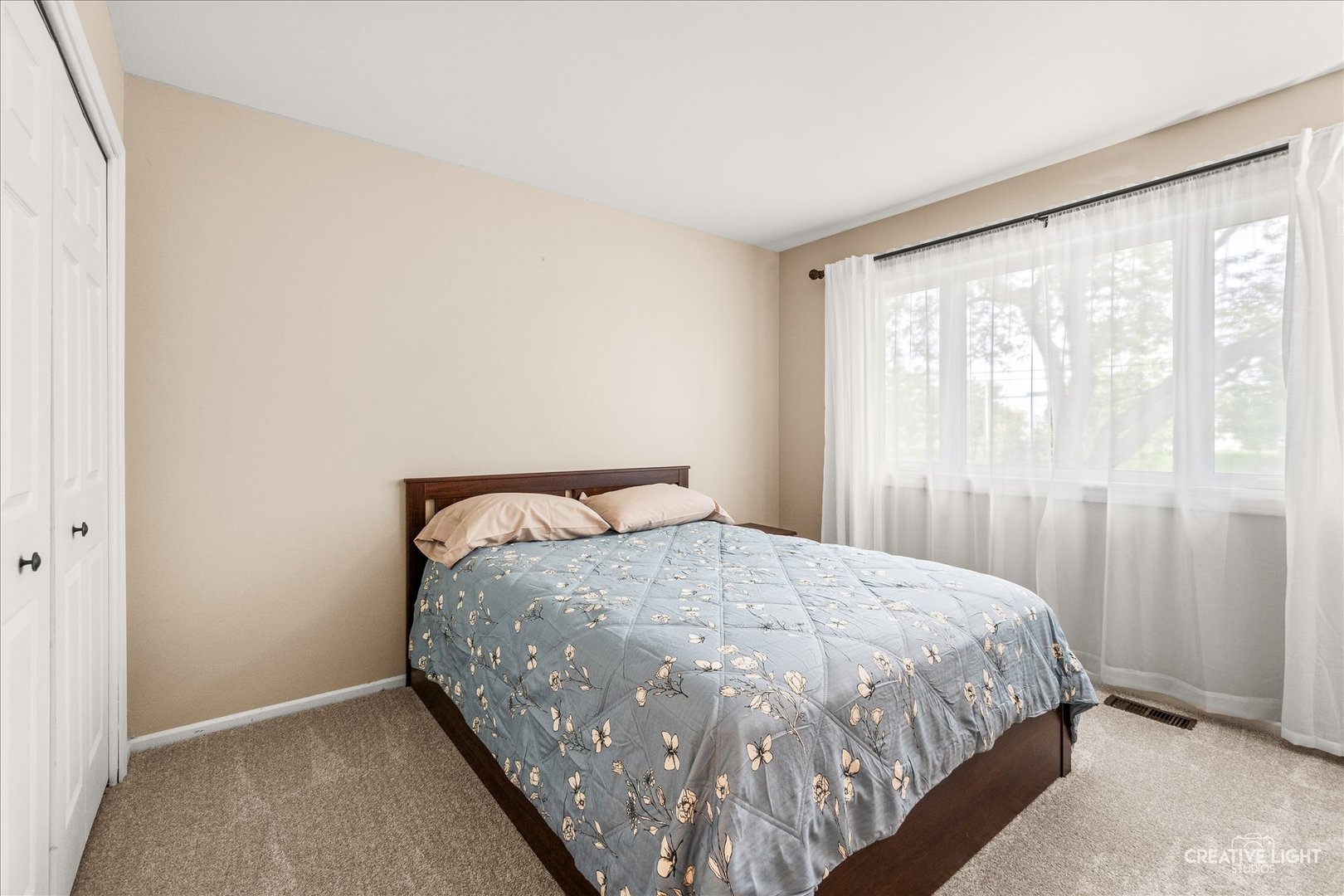 30w375 Pinehurst Drive Property Photo 16