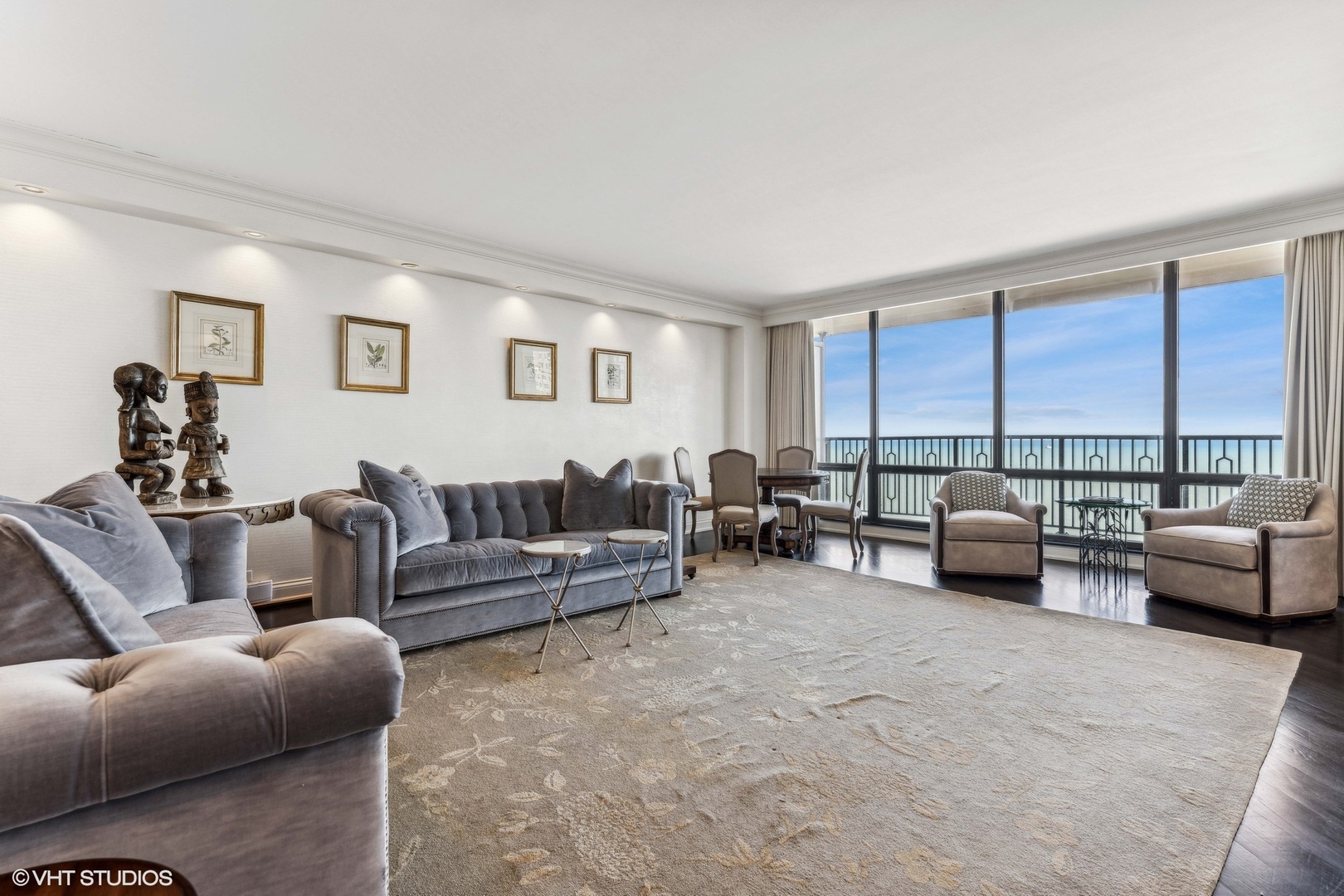 1040 N Lake Shore Drive 26b Property Photo 3