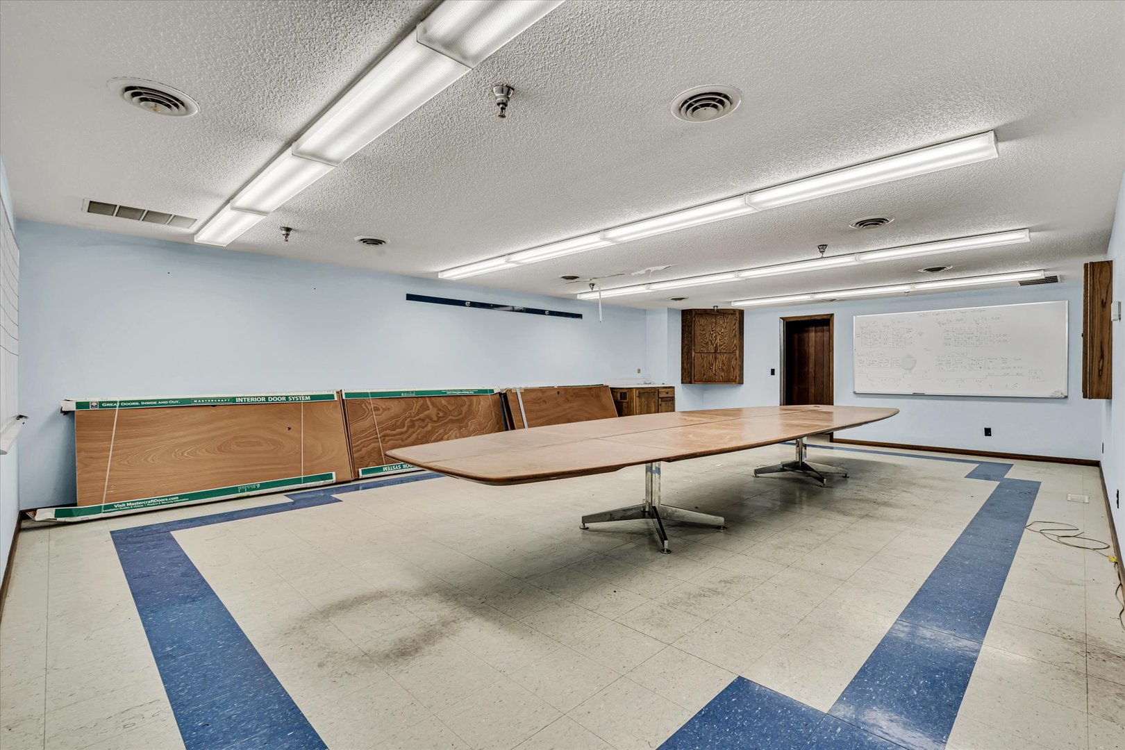 202 1st Street Property Photo 16