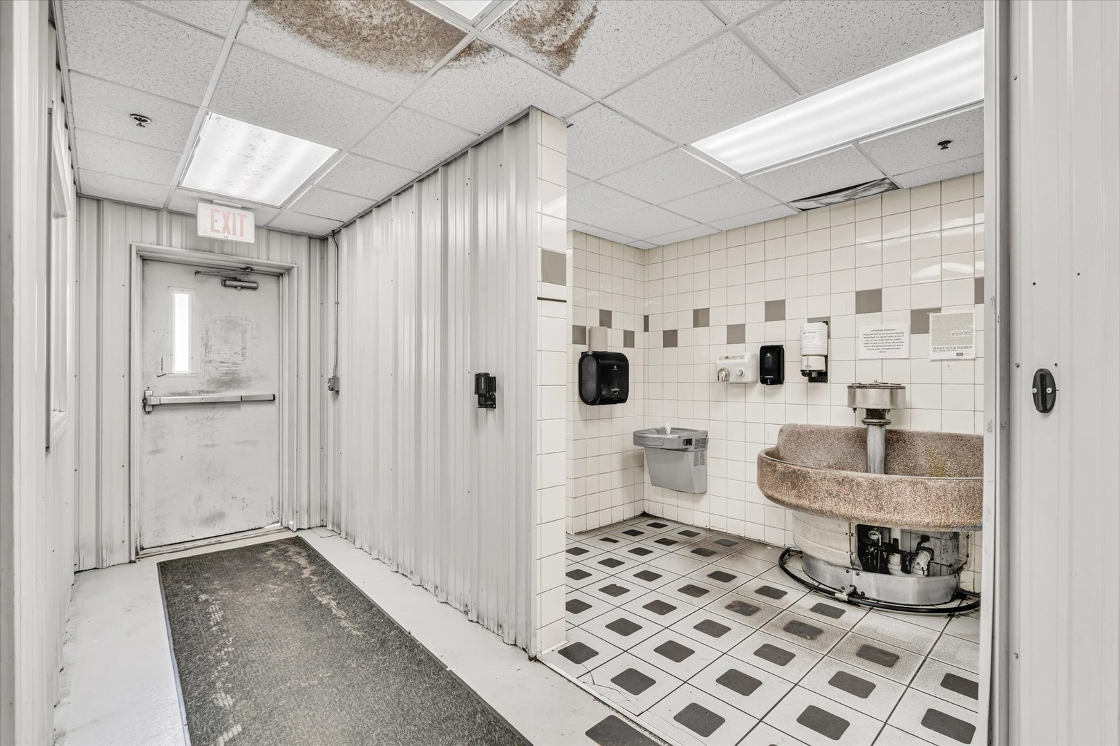 202 1st Street Property Photo 23