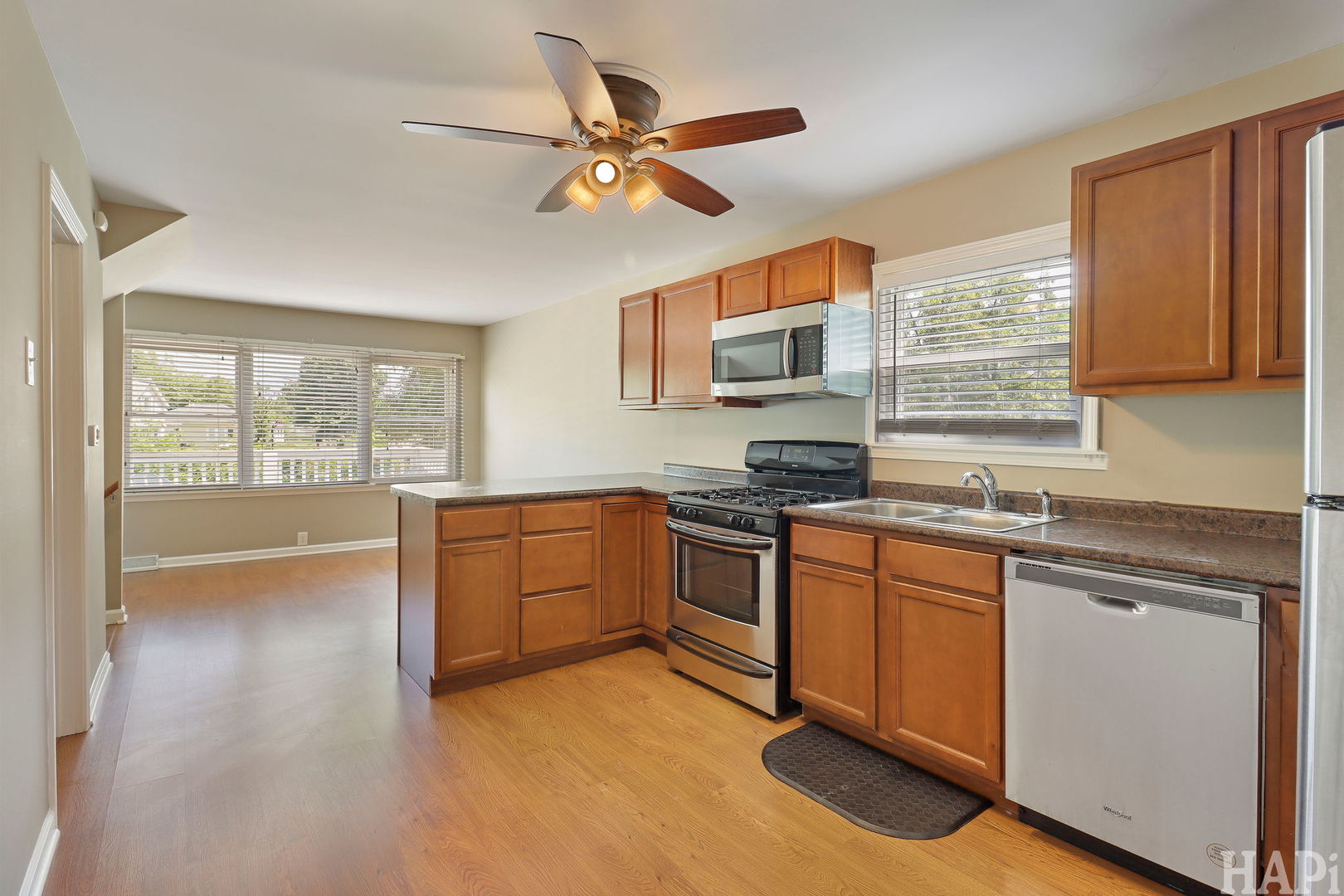 42066 N Lotus Avenue Property Photo 5