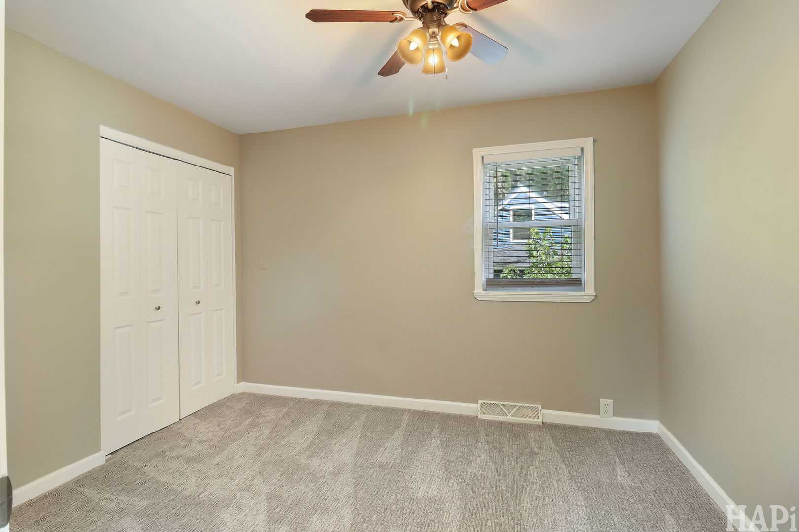42066 N Lotus Avenue Property Photo 6