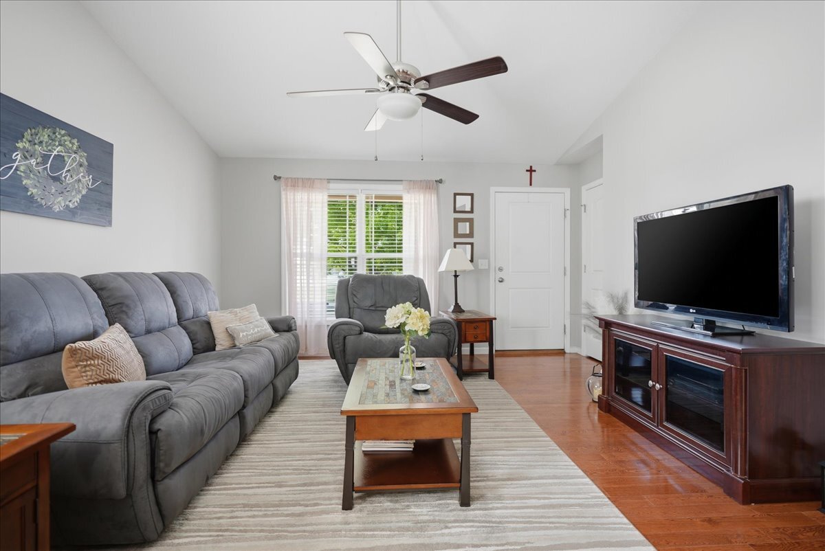 24 Winding Way Property Photo 7