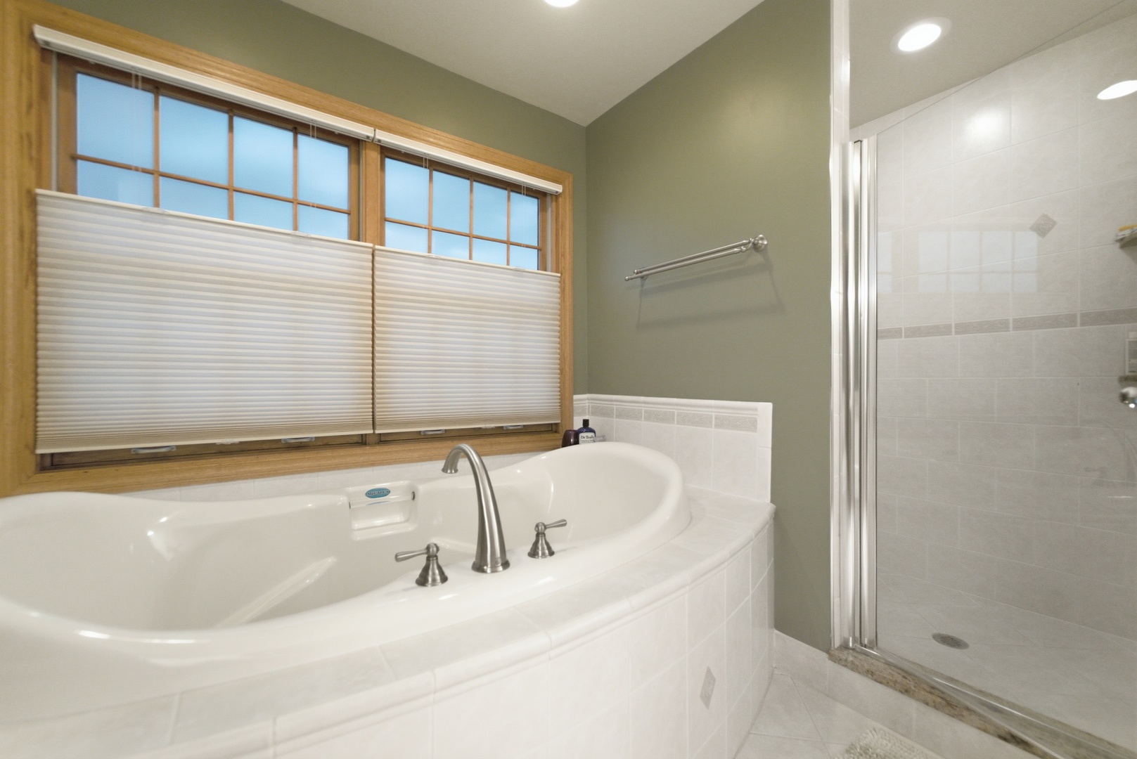 1096 Country Lane Property Photo 25