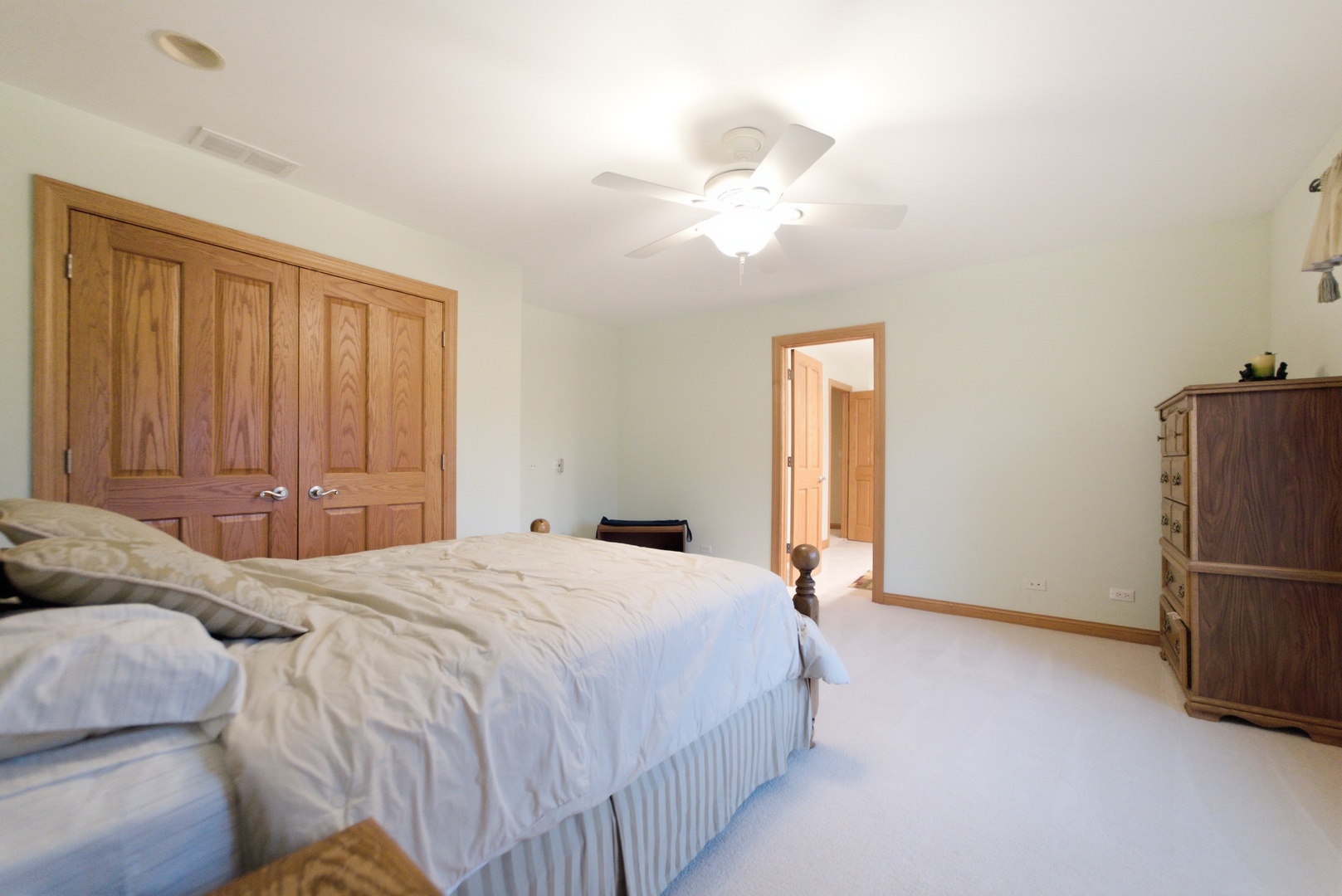 1096 Country Lane Property Photo 31