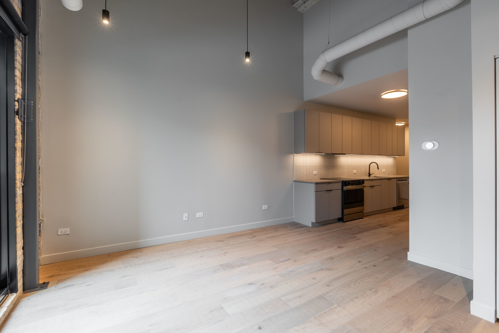 1706 Sherman Avenue 207 Property Photo 4