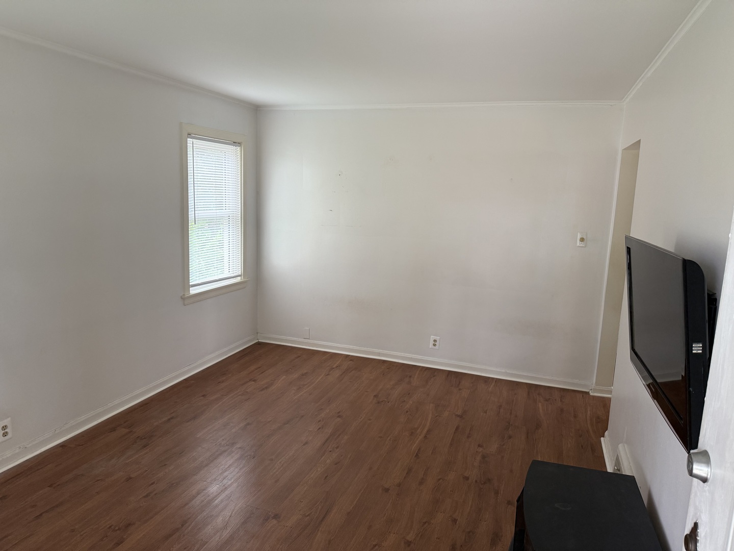 4335 N Overhill Avenue Property Photo 2