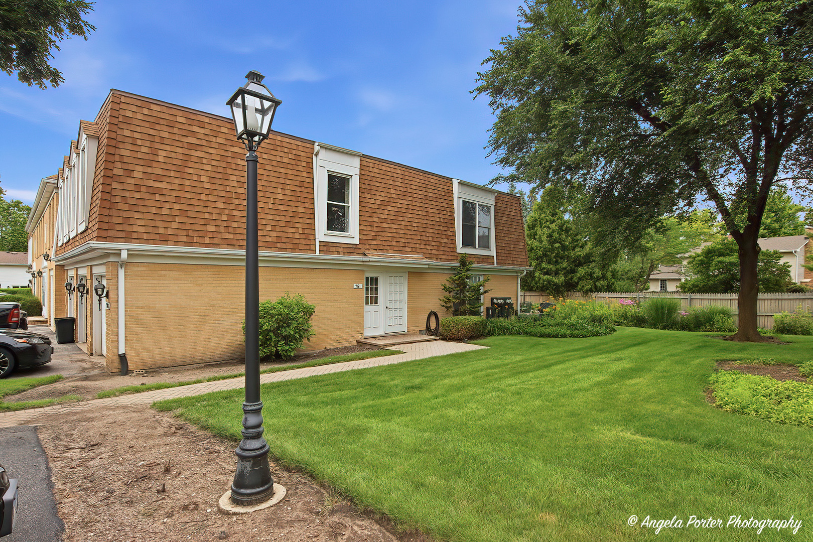 761 Garfield Avenue B Property Photo 1