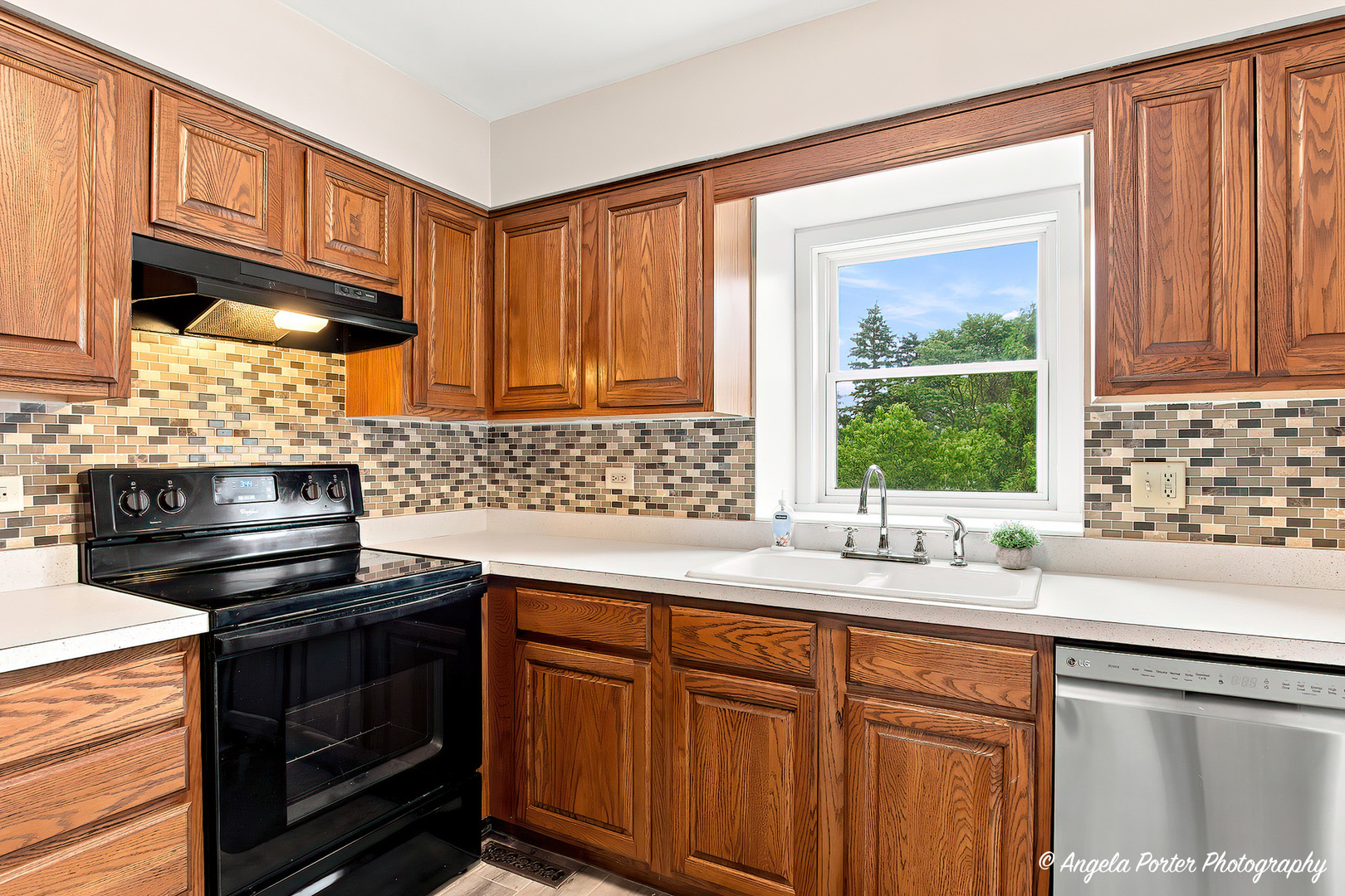 761 Garfield Avenue B Property Photo 7