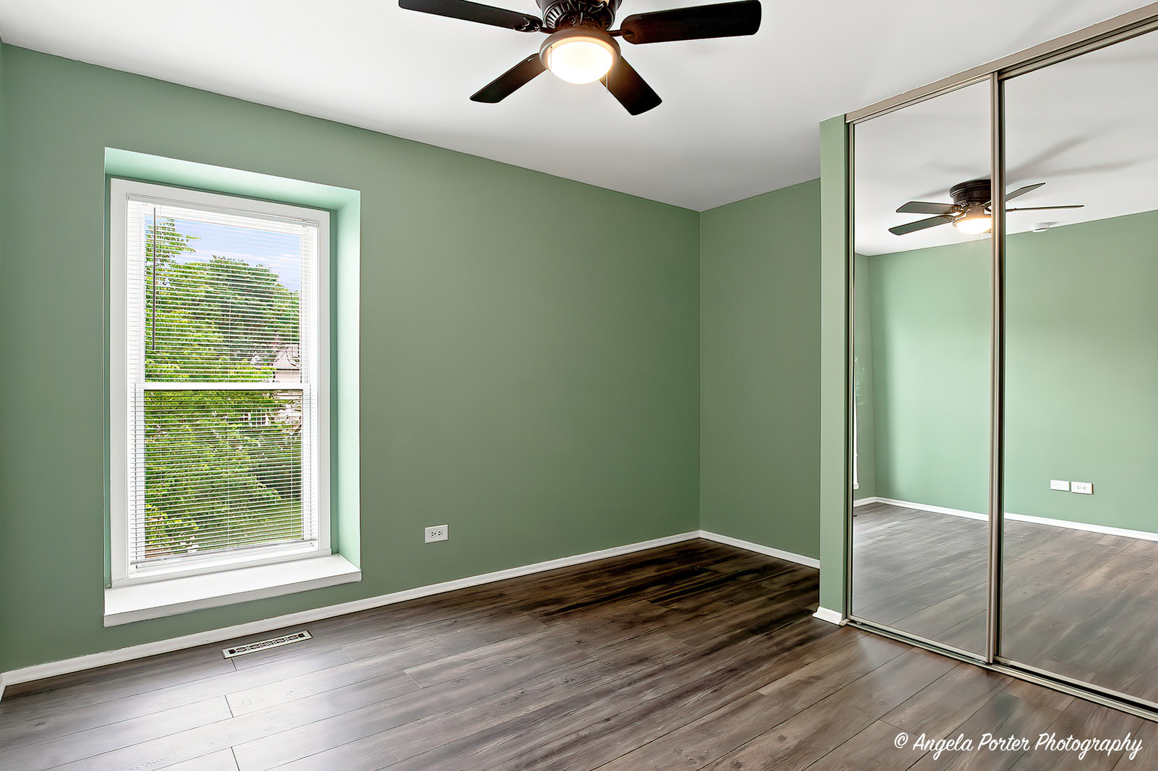761 Garfield Avenue B Property Photo 14