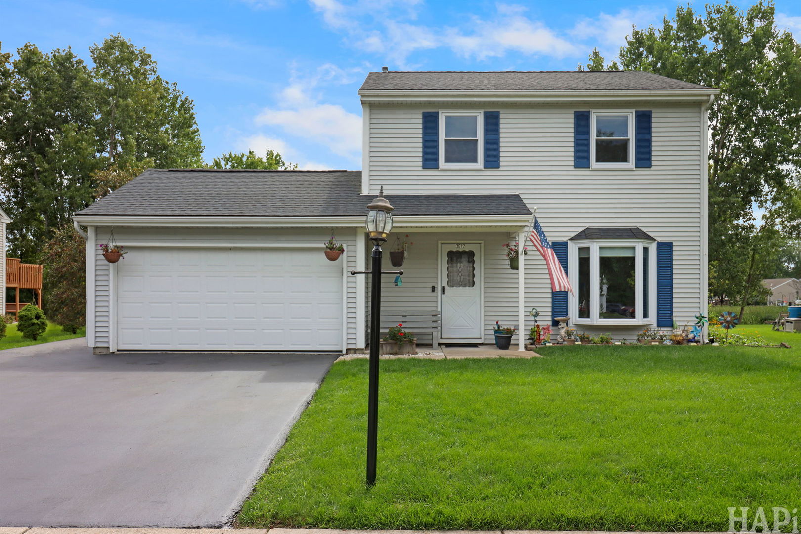 3612 Hale Lane Property Photo 2