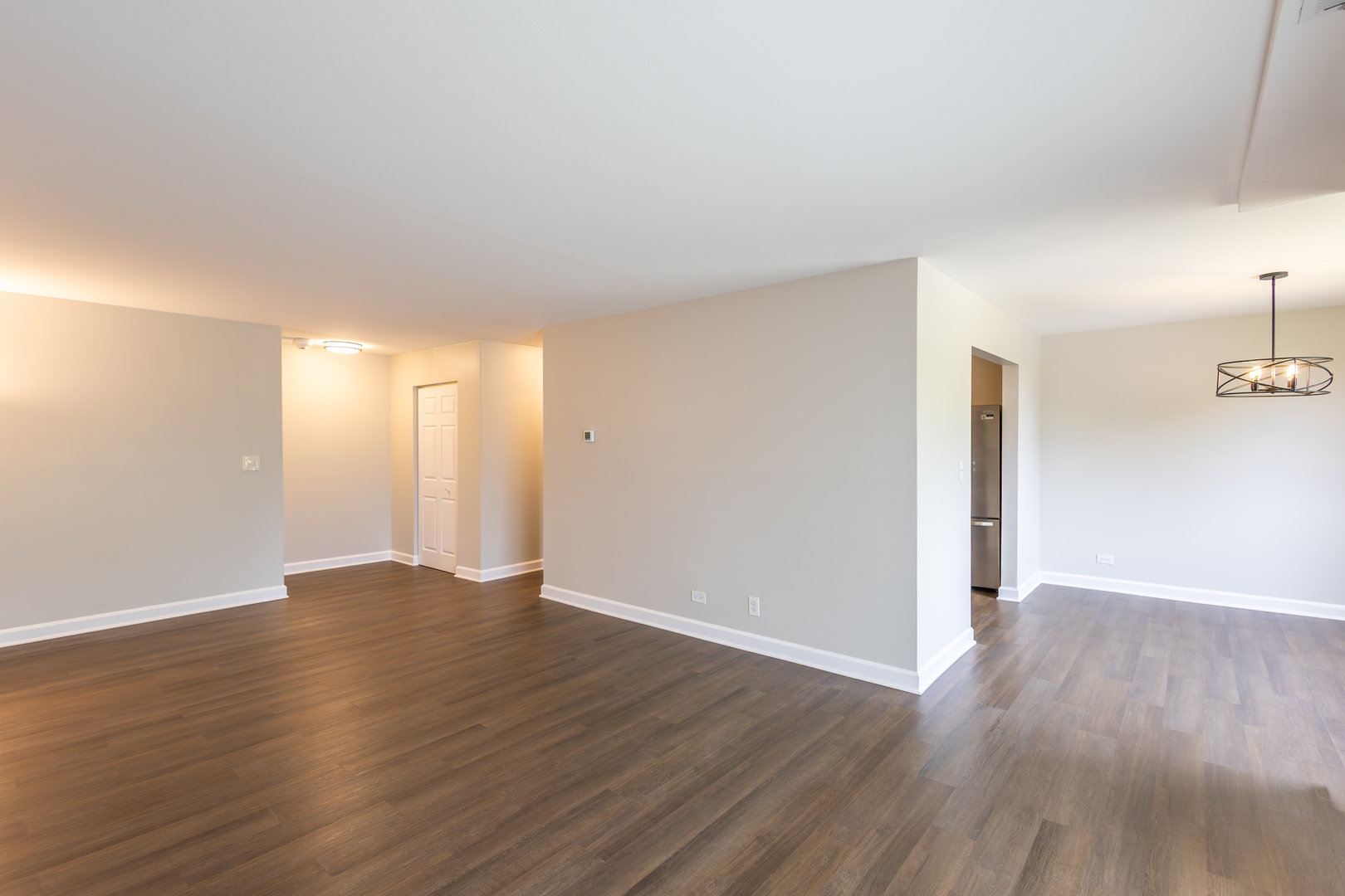 450 Raintree Court 2b Property Photo 4