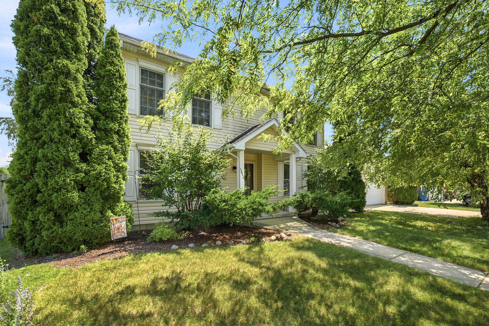 1613 Locust Road Property Photo 1