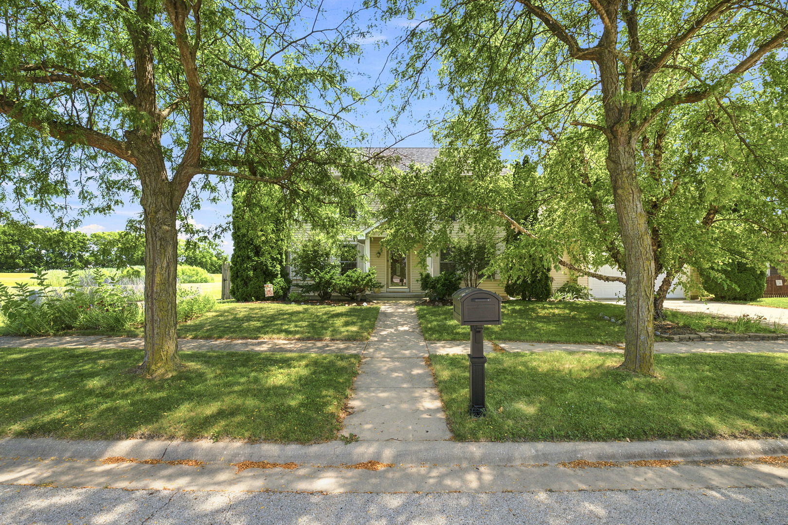 1613 Locust Road Property Photo 2