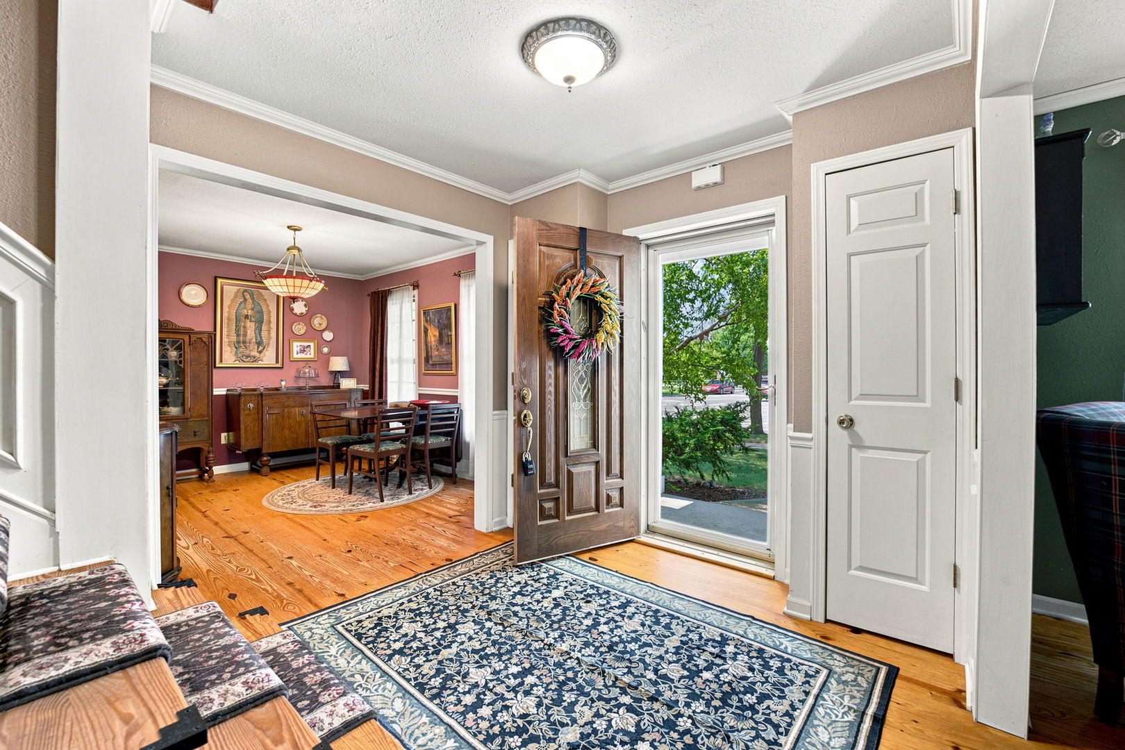 1613 Locust Road Property Photo 4