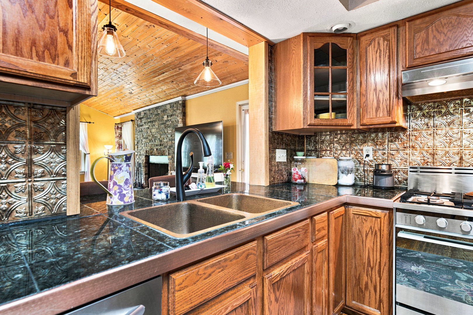1613 Locust Road Property Photo 14