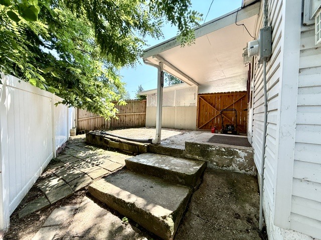 304 Franklin Street Property Photo 21