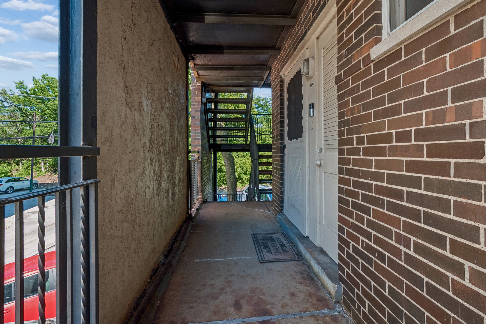 6359 N Ridge Avenue 206 Property Photo 3