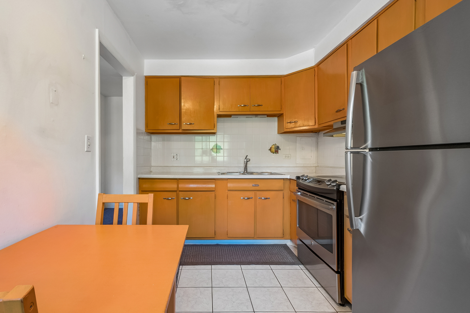 6359 N Ridge Avenue 206 Property Photo 10