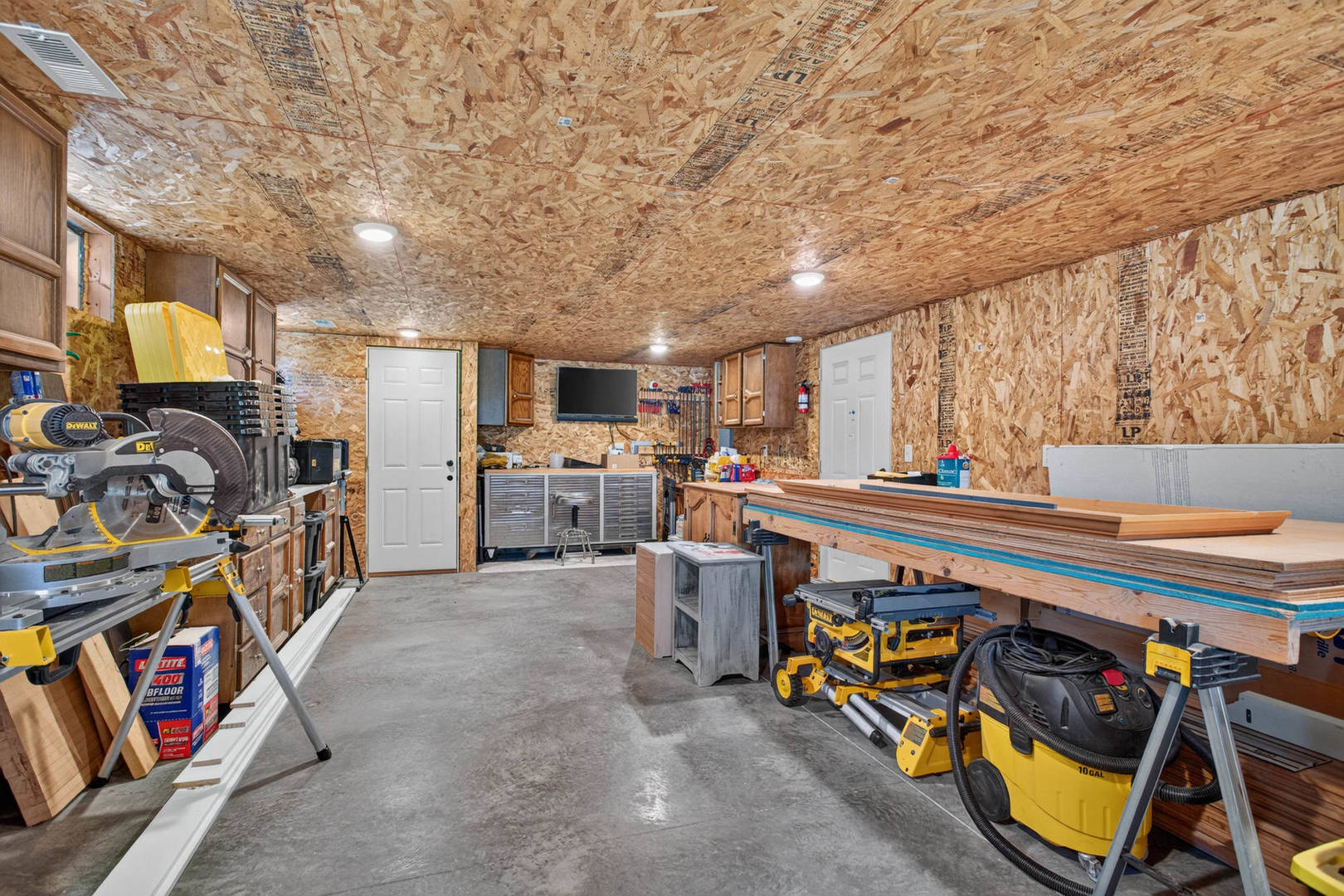 1825 Pineo Grove Lane Property Photo 35