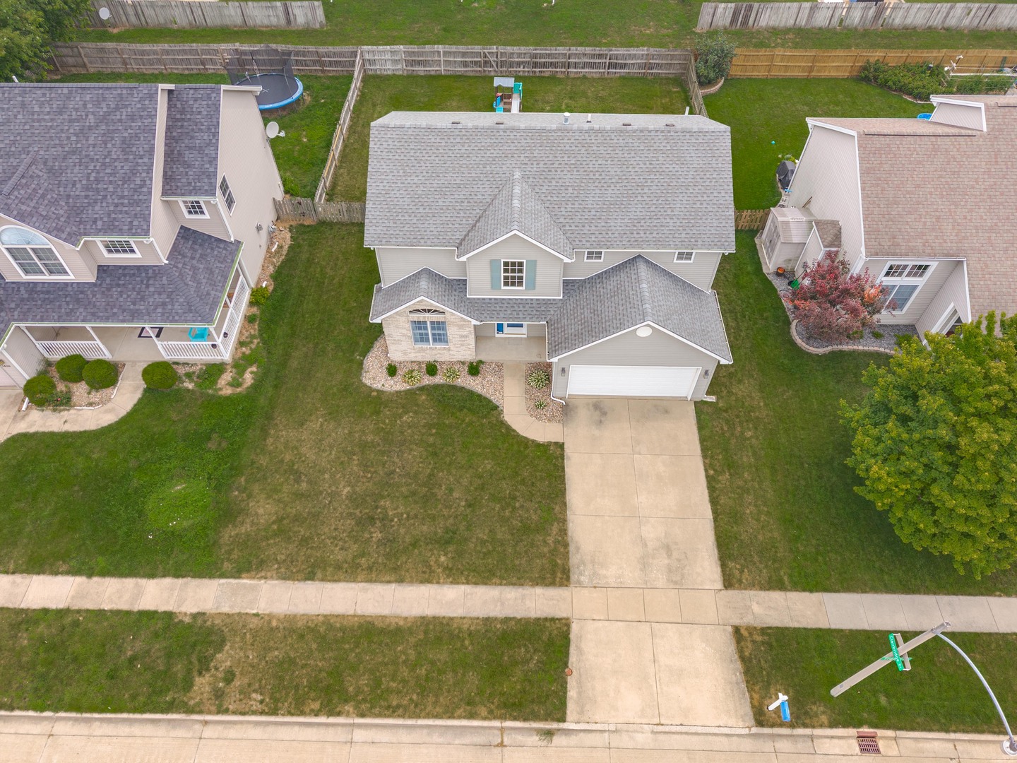 1410 Tralee Lane Property Photo 1