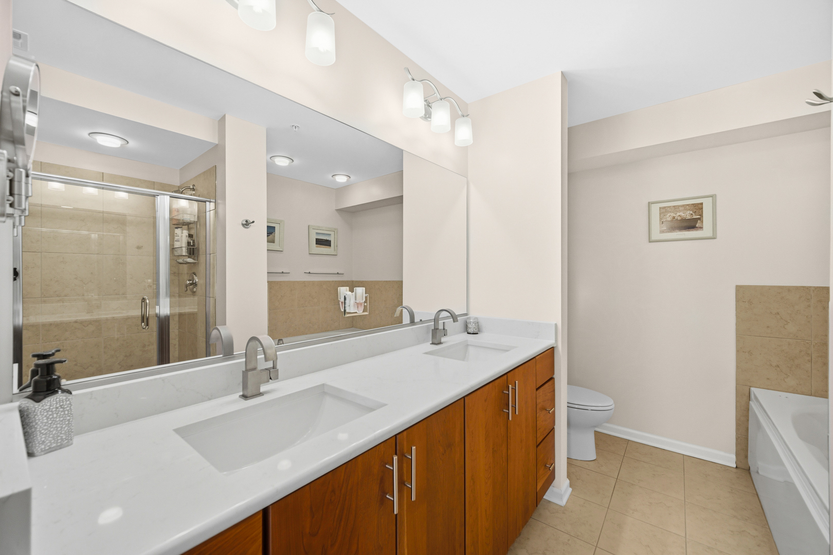 6420 Double Eagle Drive 414 Property Photo 11