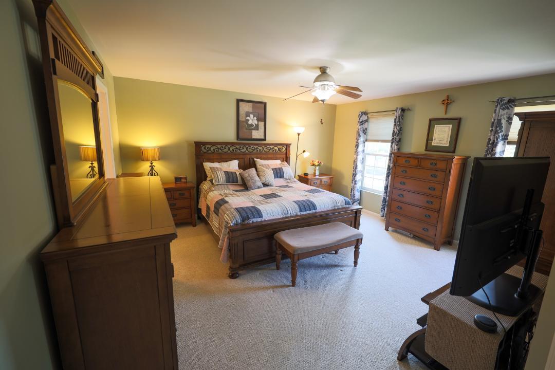 25133 W Gates Lane Property Photo 11