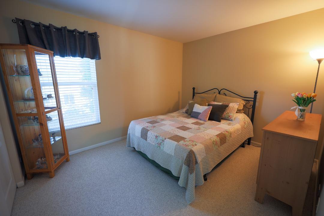 25133 W Gates Lane Property Photo 15