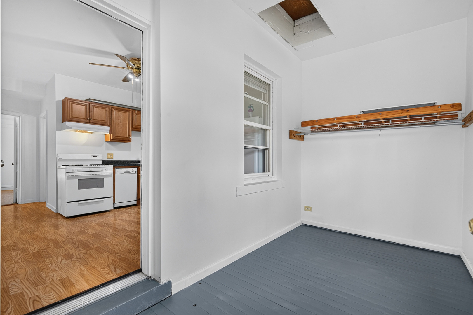 3445 N Monticello Avenue Property Photo 8