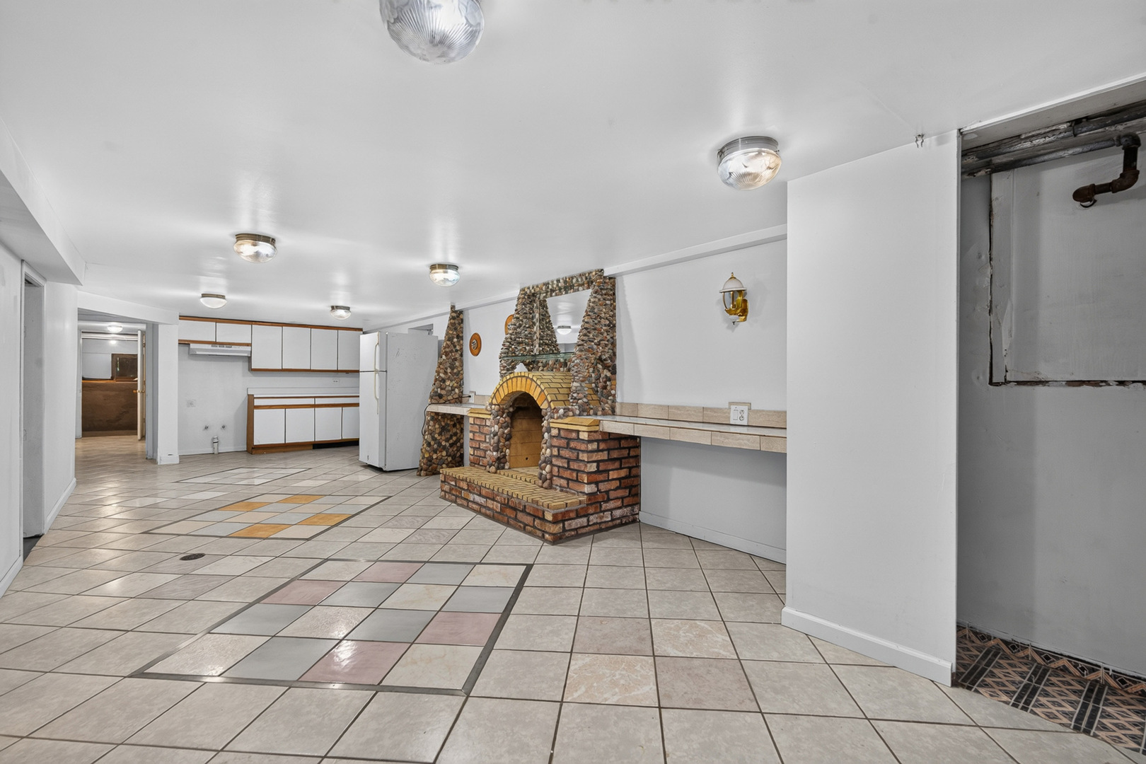 3445 N Monticello Avenue Property Photo 25