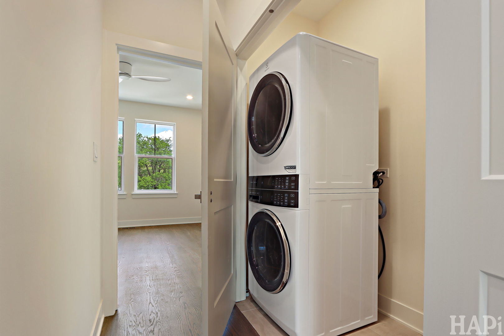120 Washington Street 2 Property Photo 19