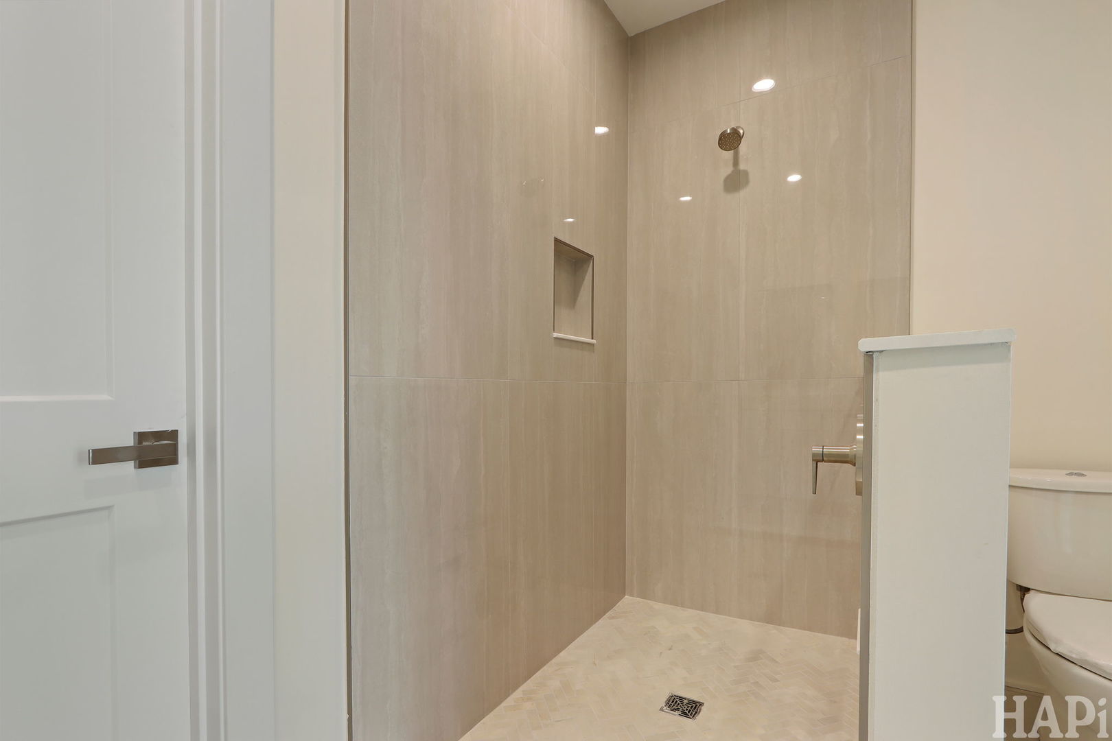 120 Washington Street 2 Property Photo 20