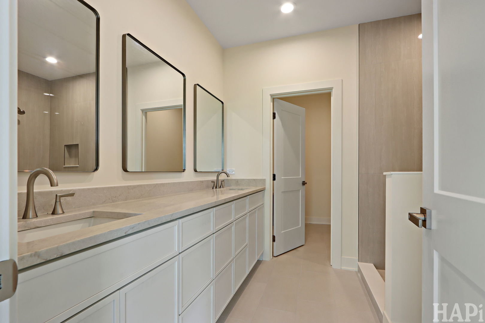 120 Washington Street 2 Property Photo 21