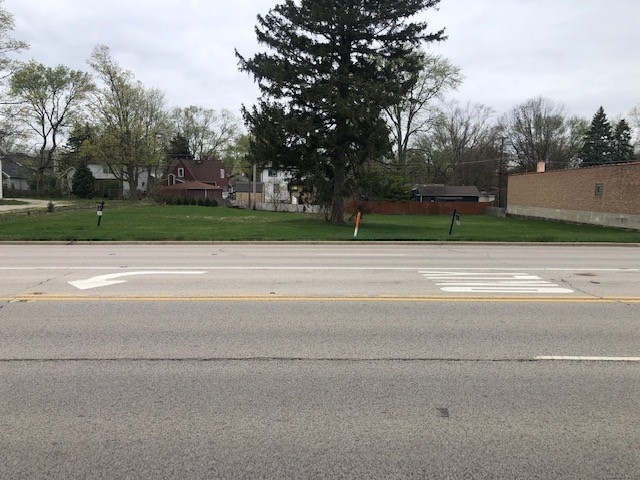 1002 Ogden Avenue Property Photo 2
