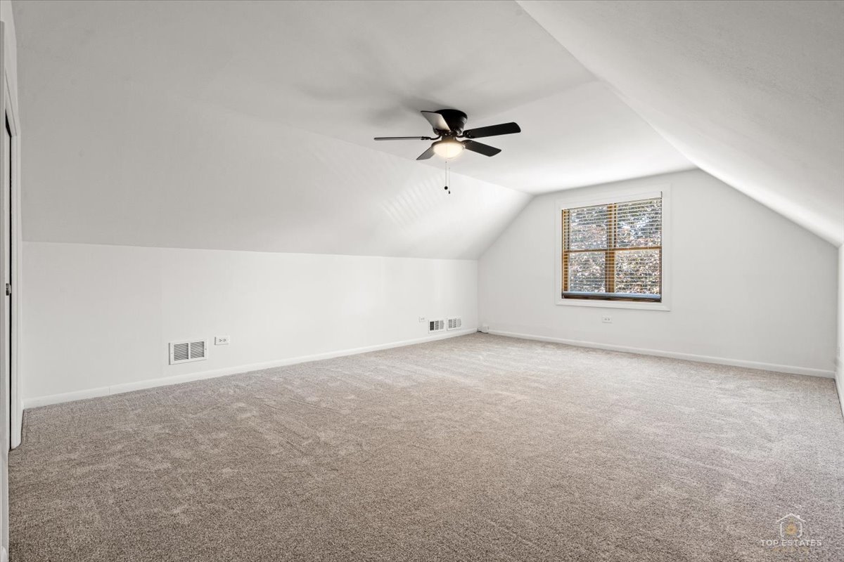 2114 N 74th Avenue Property Photo 19