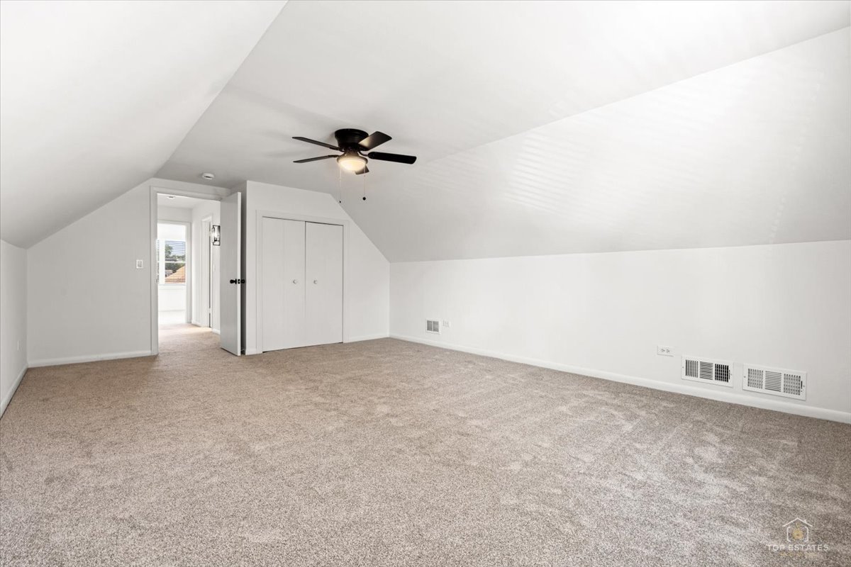2114 N 74th Avenue Property Photo 20